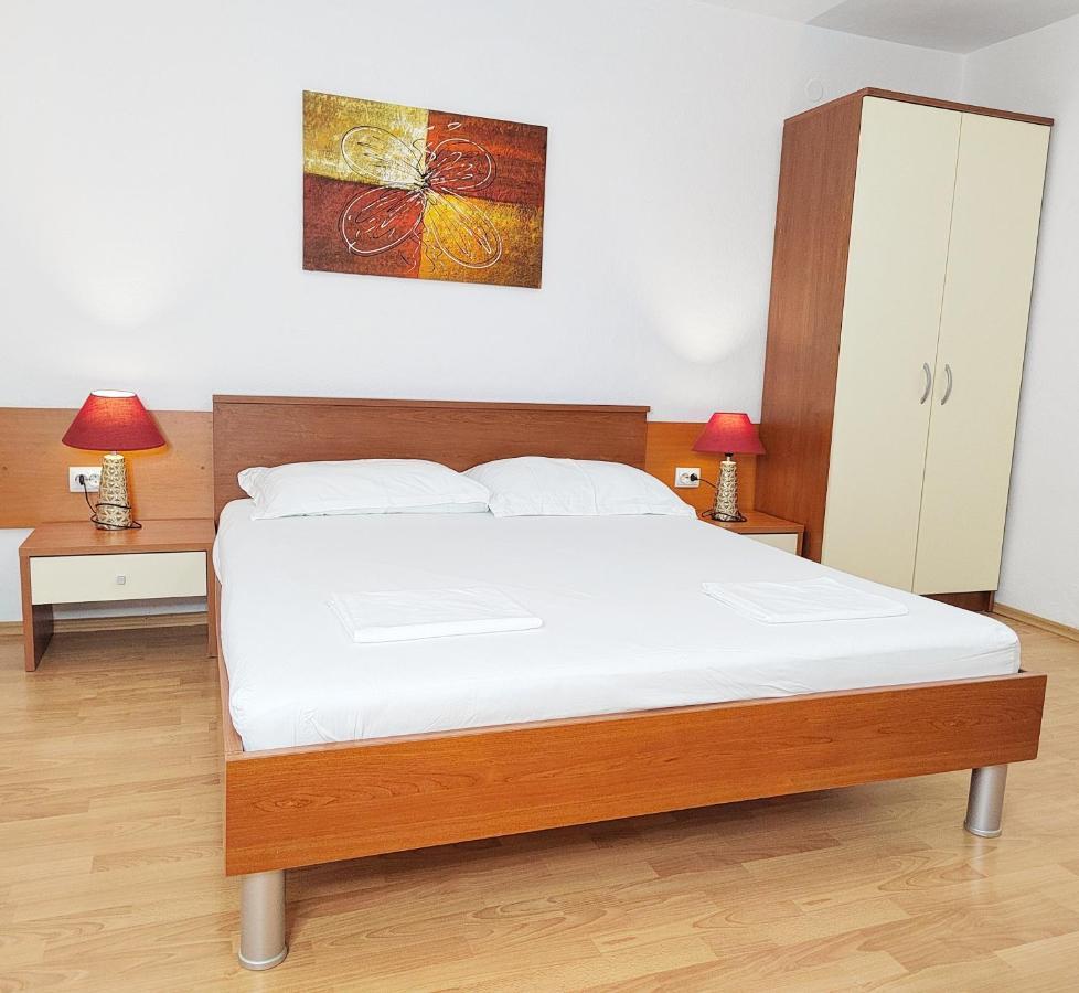 Apartmani Buljubasic Baška Voda Exterior foto