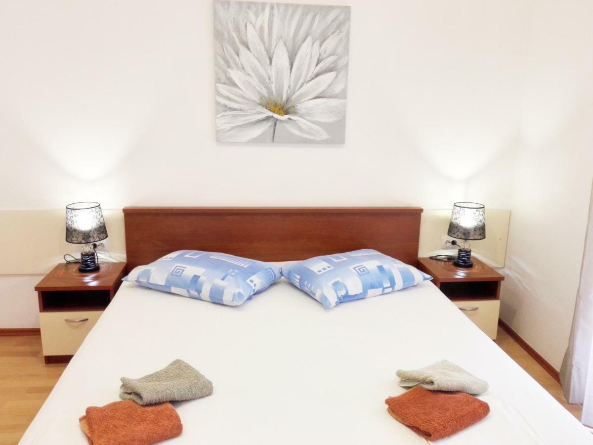 Apartmani Buljubasic Baška Voda Exterior foto